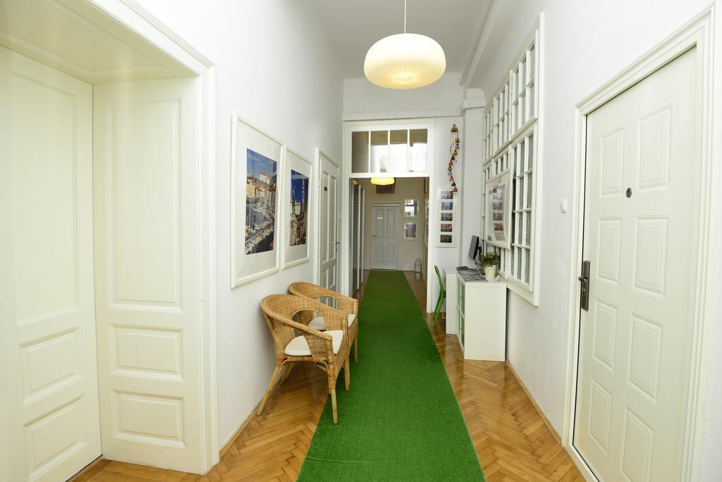 Hiša za goste Galeria