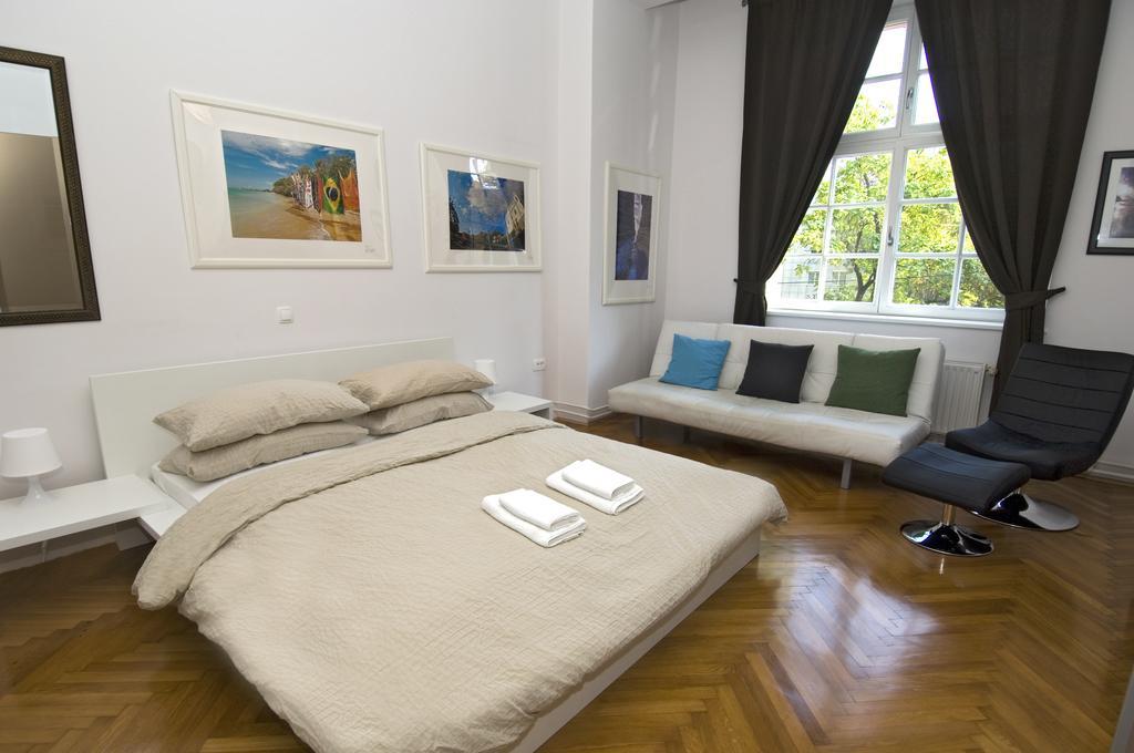Galeria 3*